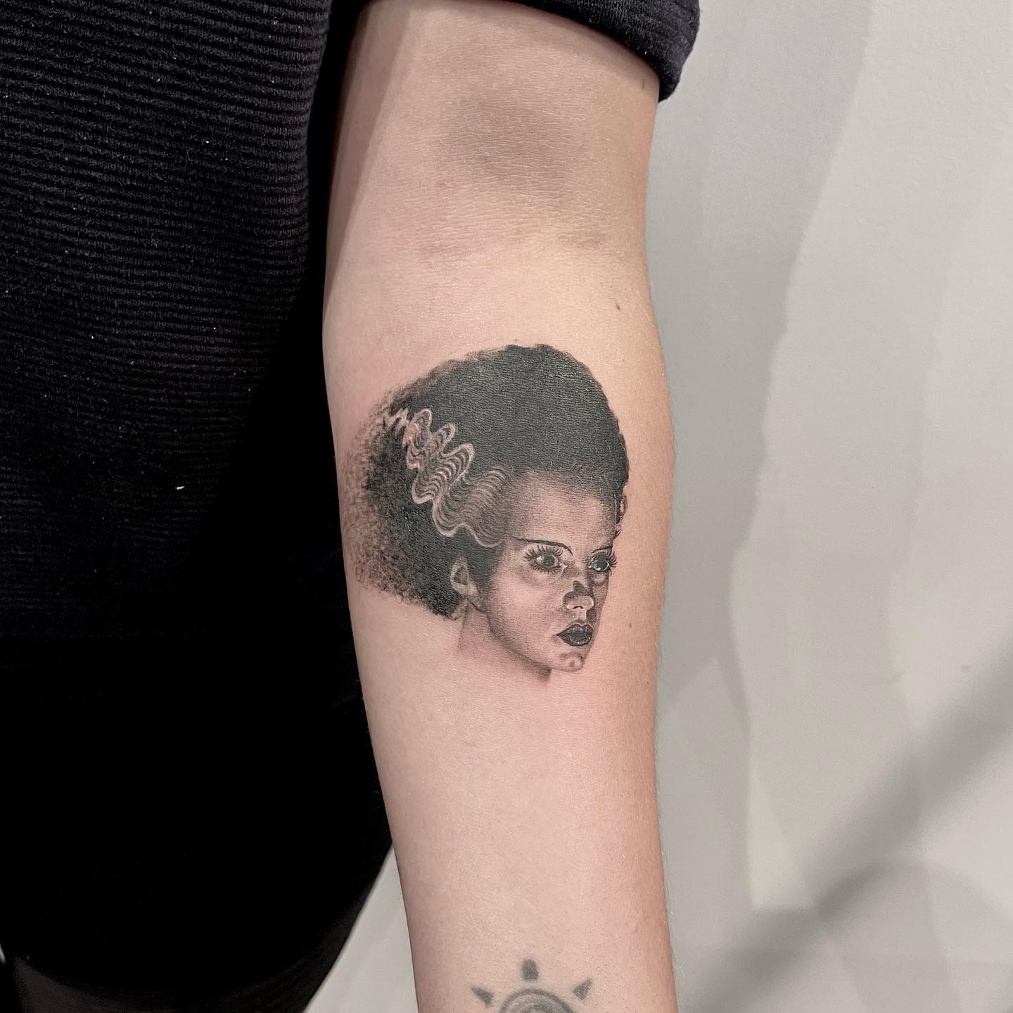 Tatuaggio realistico black and grey